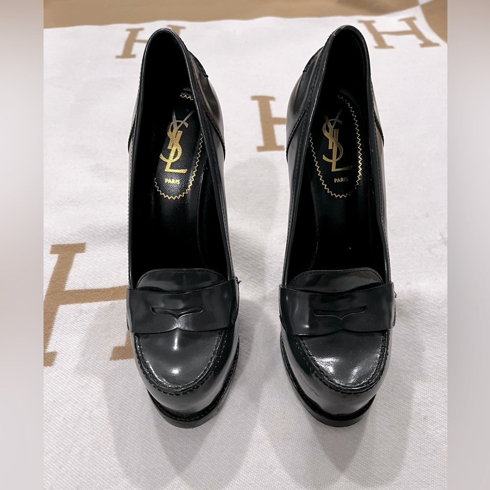Yves Saint Laurent Black Patent Leather Loafer Platform Pumps